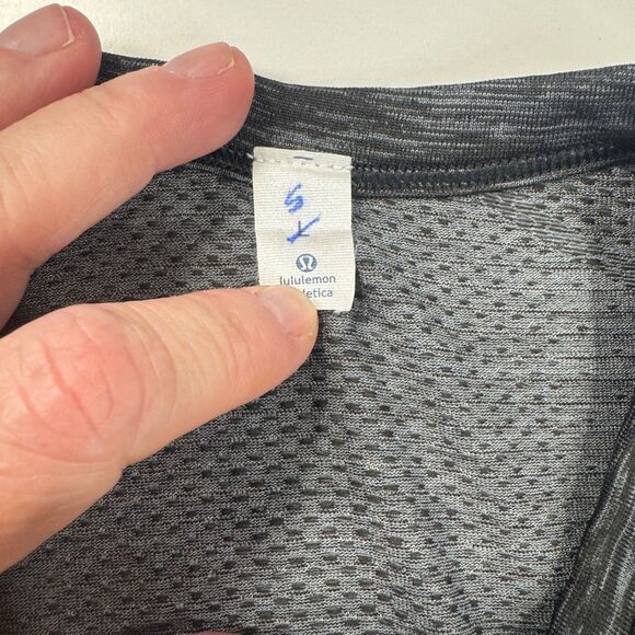 Lululemon Metal Vent Tech Henley Short Sleeve Shirt S Activewear Workout Unisex - Picture 3 of 8